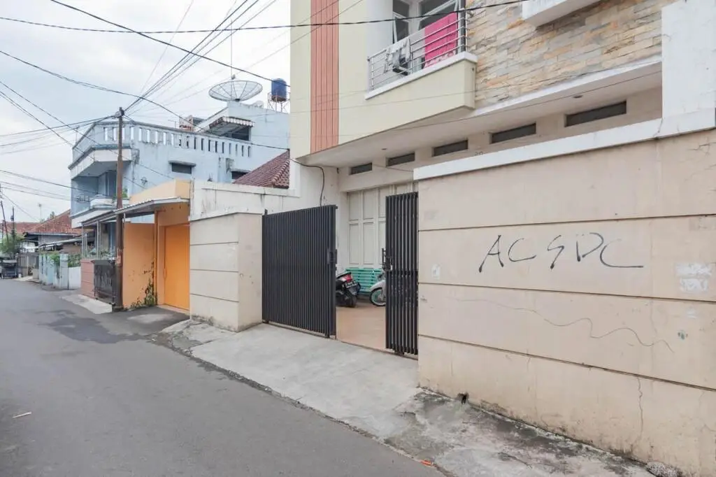 Тасикмалая: Koolkost Syariah near Alun Alun Tasikmalaya