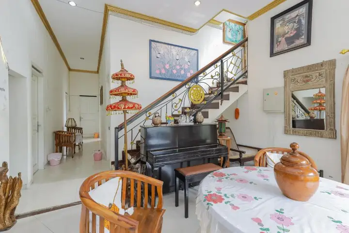 Маланг: RedDoorz at Villa Puncak Tidar