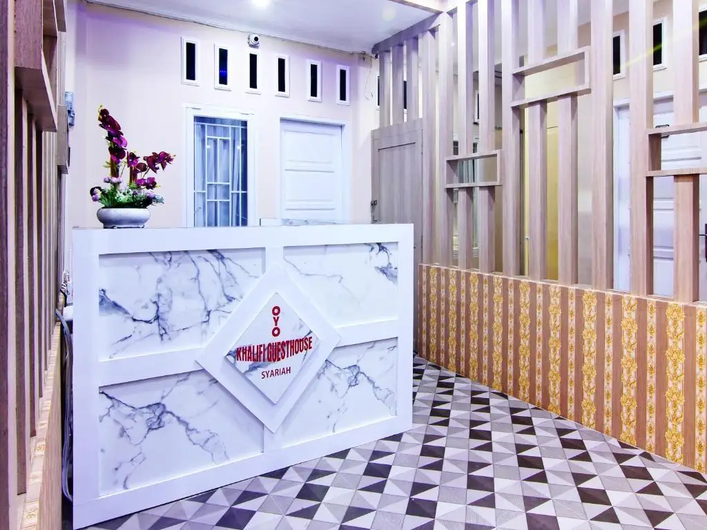 Паданг: OYO 90978 Khalifi Guesthouse Syariah