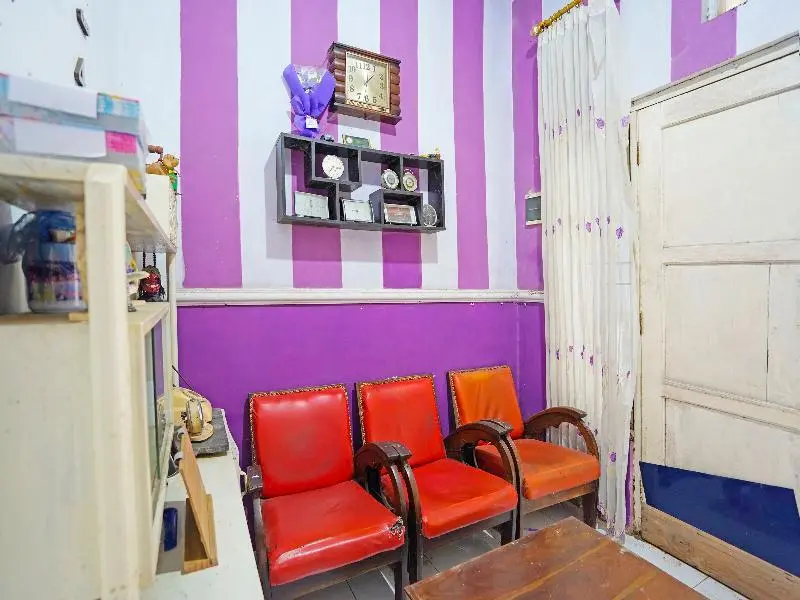 Джембер: Spot On 91672 House Of Henny Tea