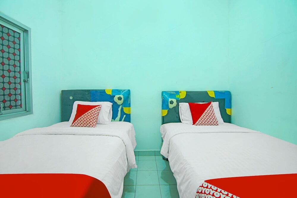 Паданг: OYO 91730 De' Mande Homestay Syariah