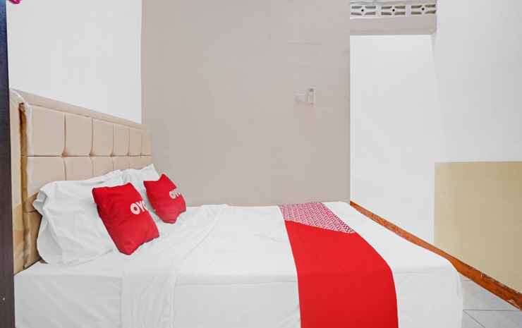 Чиребон: Oyo 90648 Kusnan Guest House Syariah