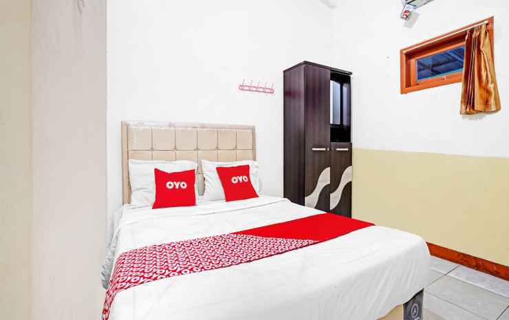 Чиребон: Oyo 90648 Kusnan Guest House Syariah
