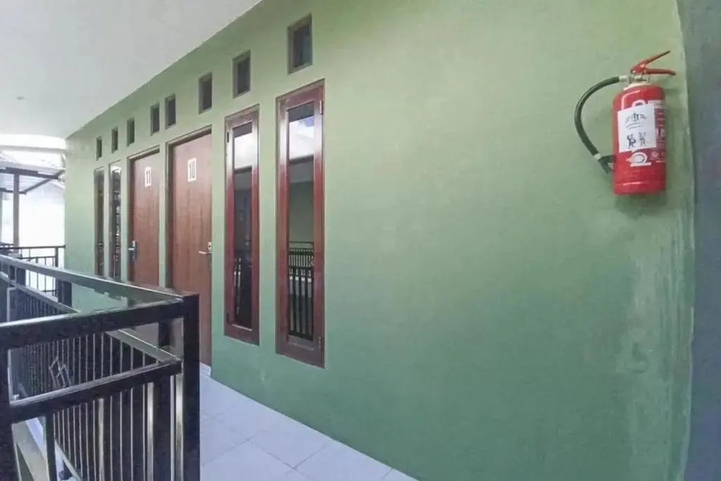 Джаяпура: RedDoorz @ Waena Jayapura