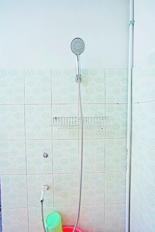 Сурабая: OYO 91415 De Wijaya Hotel