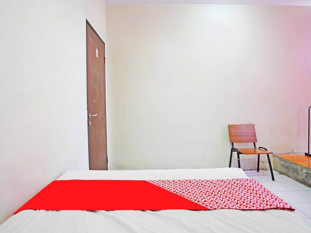 Сурабая: OYO 91415 De Wijaya Hotel