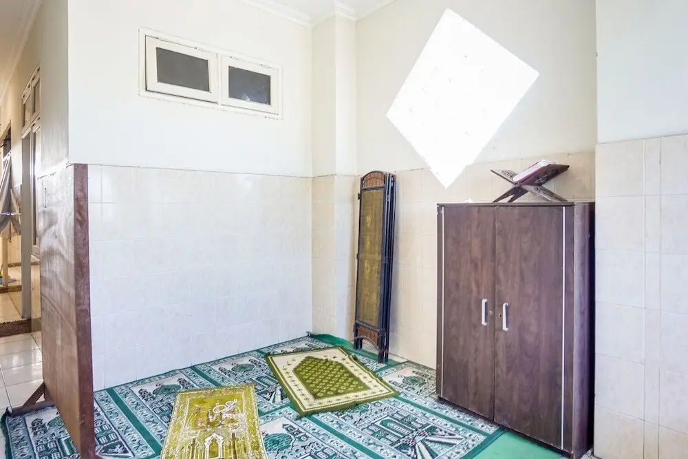 Сурабая: OYO Life 91511 Ampel Residence Syariah