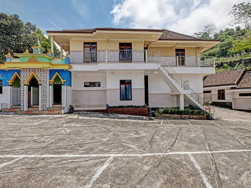 Spot On 91677 Hotel Citra Dewi 3 — фото 1