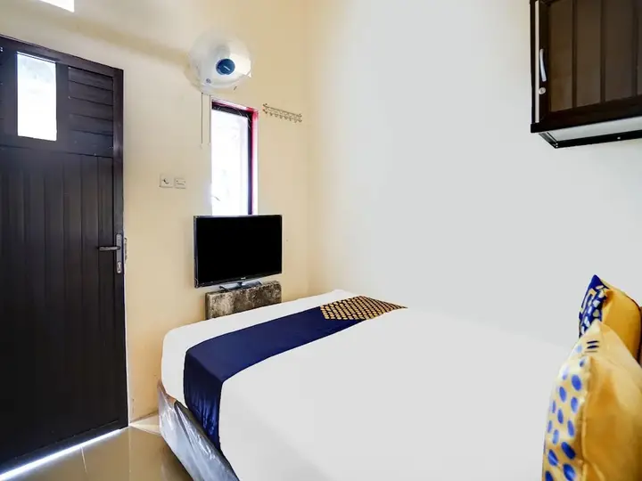 Сурабая: SPOT ON 91883 Kost 2 Putra Syariah