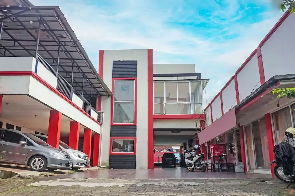 SPOT ON 91860 Amazon Homestay Syariah 2 — фото 1