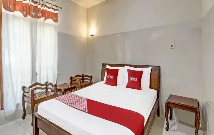 Депок: OYO 91603 Wisma Garuda