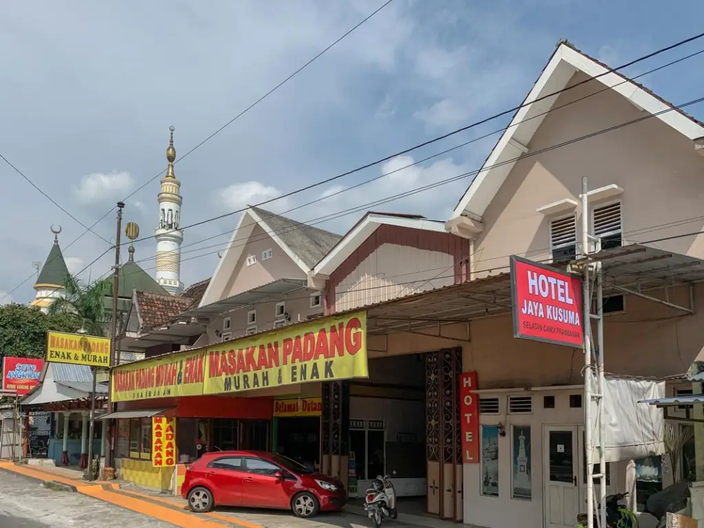 Клатен: Hotel Jaya Kusuma Near Candi Prambanan
