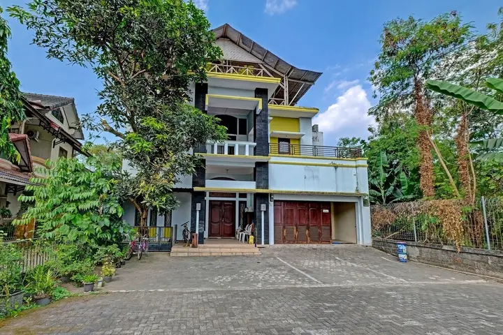 Батуретно: OYO 91522 Candi Gebang Guesthouse