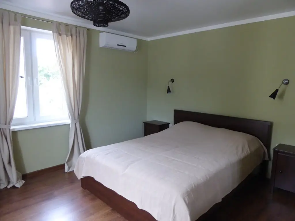 Агой: Marina Guest House