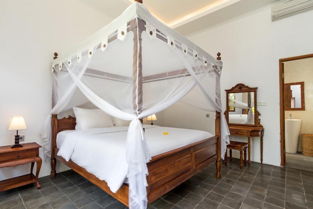 Убуд: Bijia Villa 3BR w Private Pool - Peaceful Quiet Luxury Villa - Near Monkey Forest