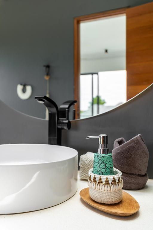 Чангу: THE WĀVE BALI - brand new 2BR VILLA in Canggu - 2 pools