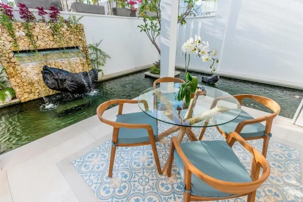 Чангу: Villa Royal Canggu Secluded 6BR Luxury Walking Distance to Echo Beach