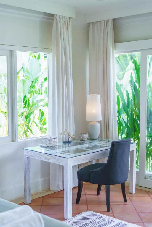 Чангу: Villa Kelapa Putih - Spacious 4-bedroom Villa with pool PERFECT LOCATION
