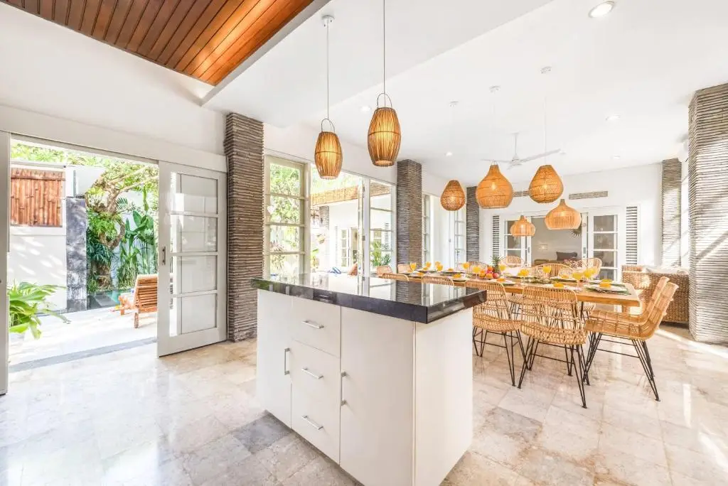 Чангу: Villa Milano - Private 6 BDR Villa in Seminyak, prime Location, Pool & Garden