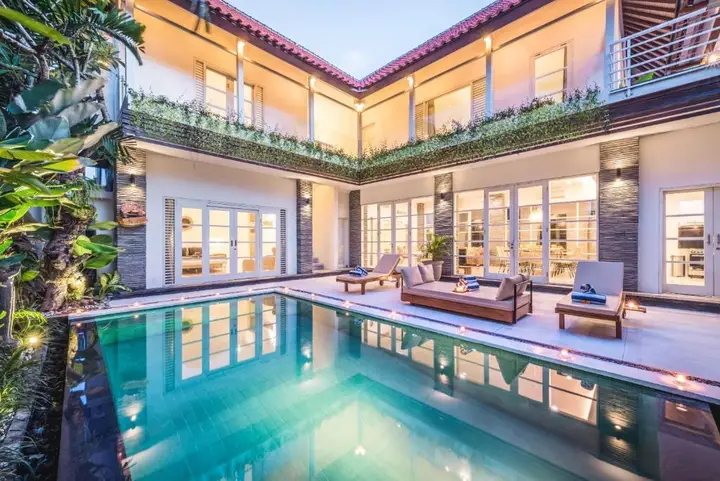 Чангу: Villa Milano - Private 6 BDR Villa in Seminyak, prime Location, Pool & Garden