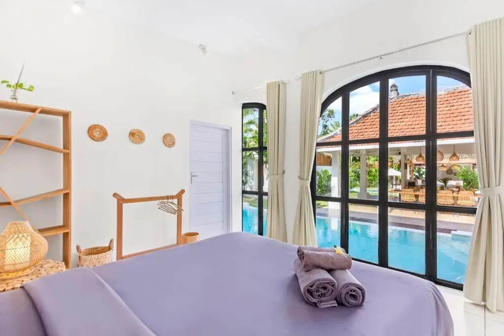 Кута: Villa Cologne - 6 BDR Villa, 2 Private Pools & Huge Garden, Walk to the Beach