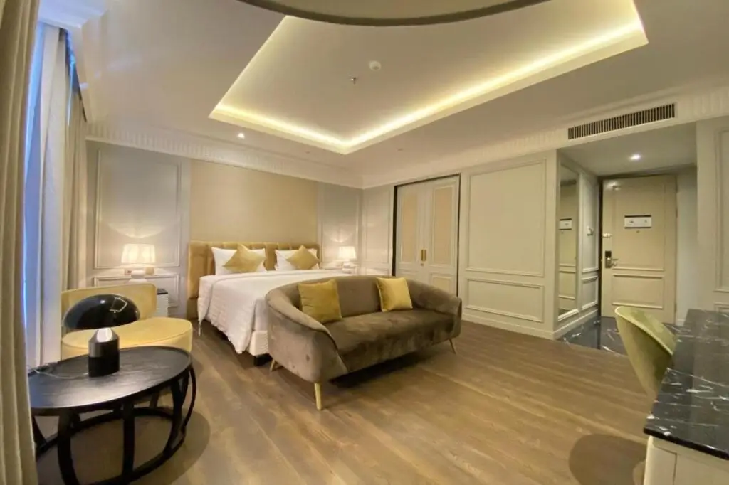 Джакарта: Maia Hotel