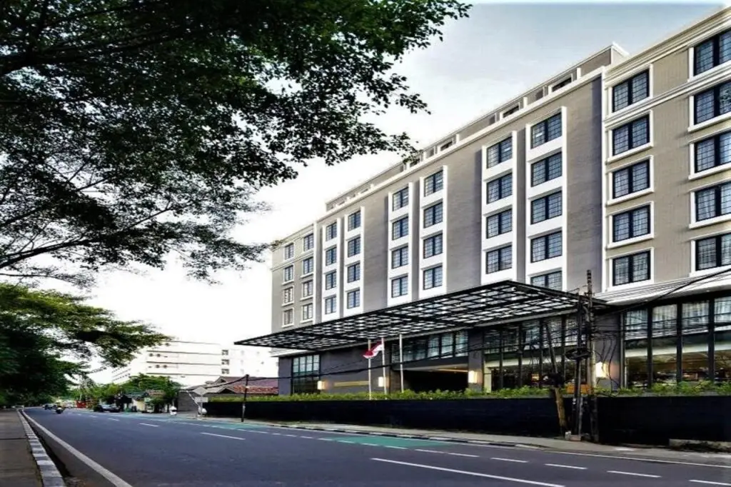 Джакарта: Maia Hotel