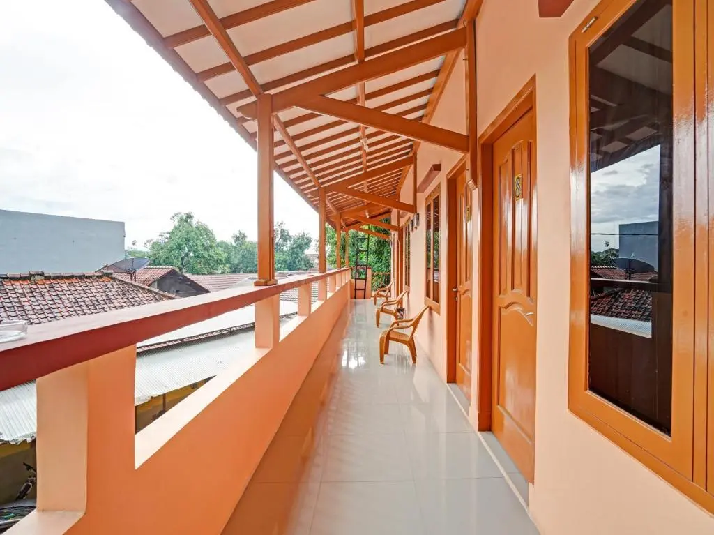 Чиребон: Krucuk Guest House Syariah RedPartner