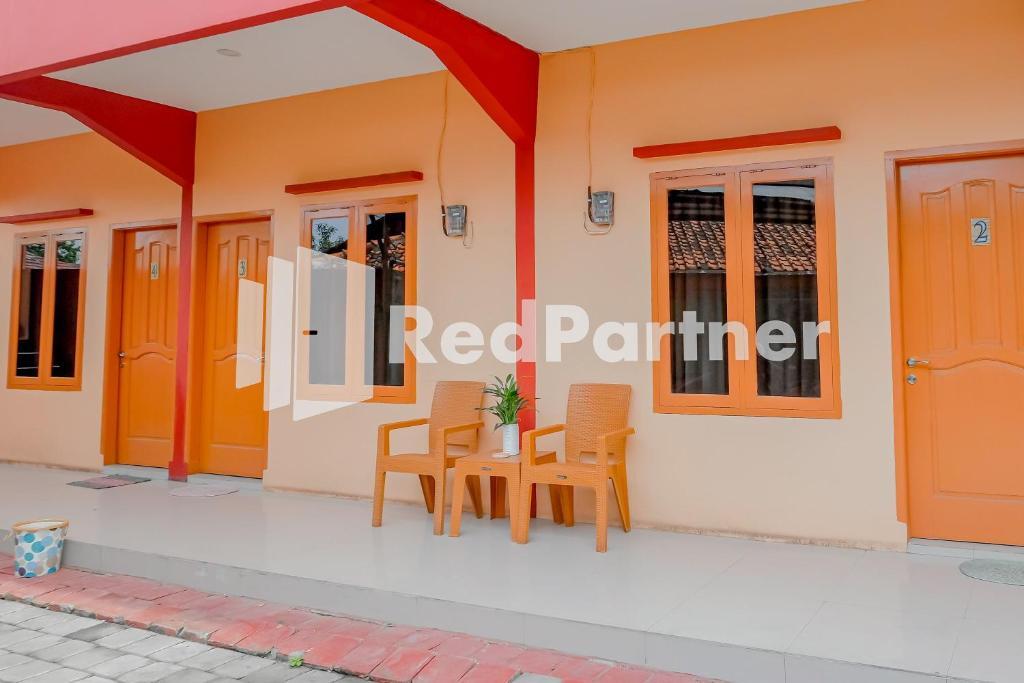 Чиребон: Krucuk Guest House Syariah RedPartner
