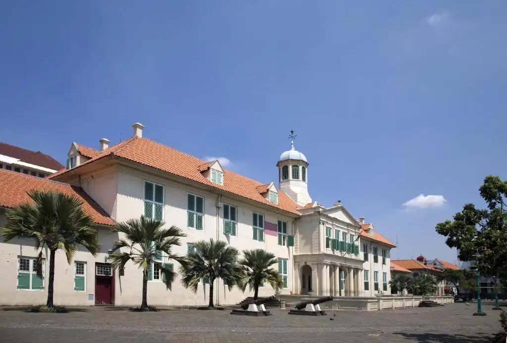 Джакарта: Singgahsini Mangala Pademangan