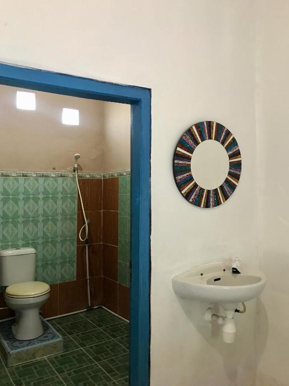 Гили Траванган: The House Hostel
