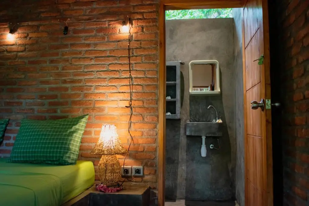 Гили Траванган: Jati Village, Party Hostel and Bungalows