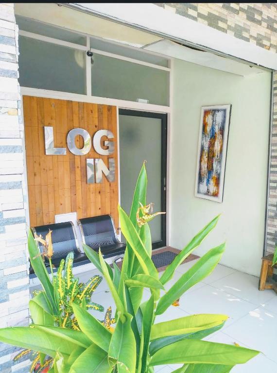 Мадиун: login homestay