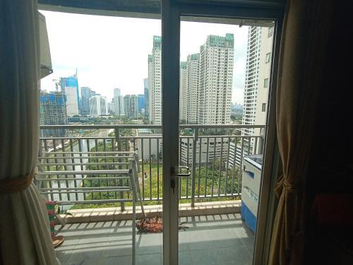 Джакарта: Apartment Thamrin City mall 3 BR near Tanah abang