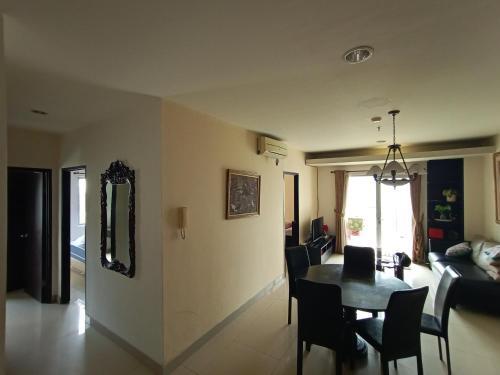 Джакарта: Apartment Thamrin City mall 3 BR near Tanah abang