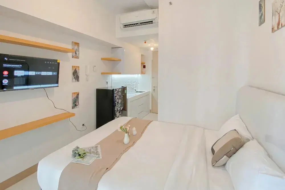 Южный Тангеранг: Comfort Living Studio Tokyo Riverside PIK 2 Apartment