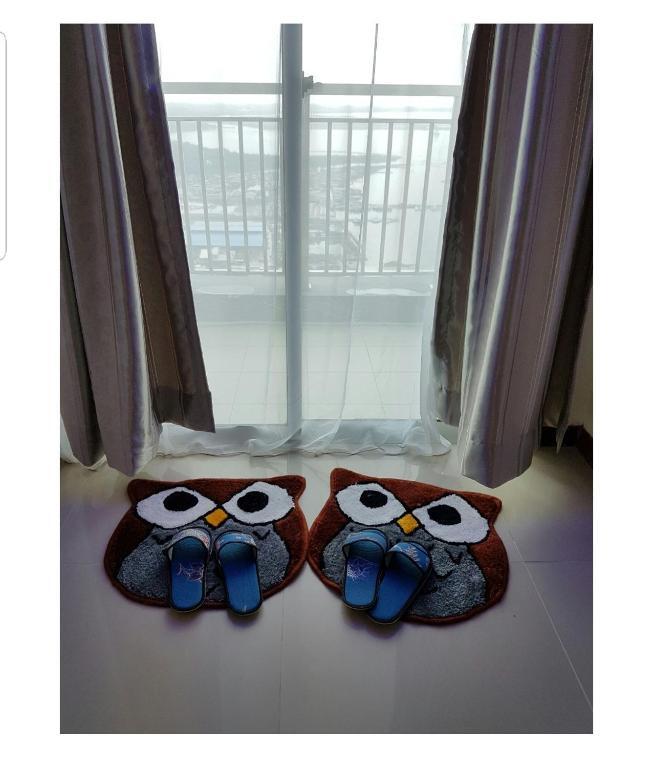 Джакарта: 2 Bed Room Amazing Sea View Condo 80sqm Fast Internet