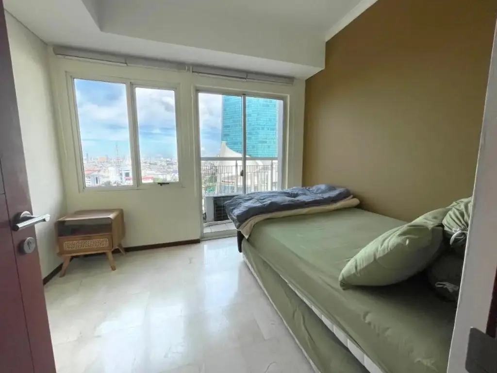 Джакарта: Cozy 2br Apt Right Next To Central Park Mall