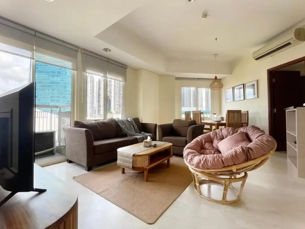 Джакарта: Cozy 2br Apt Right Next To Central Park Mall