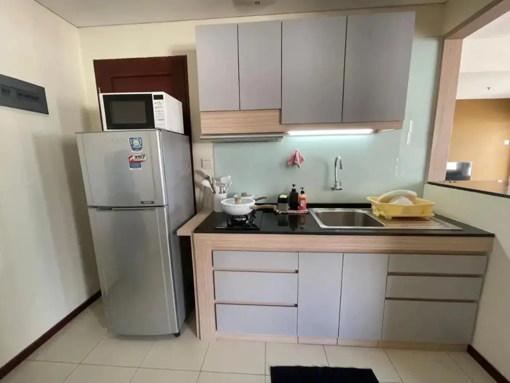 Джакарта: Cozy 2br Apt Right Next To Central Park Mall