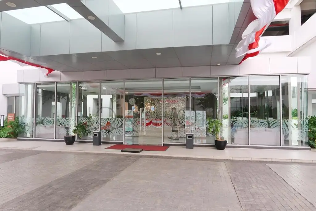Legok: Apartement M-Town Tangerang by HokiHome