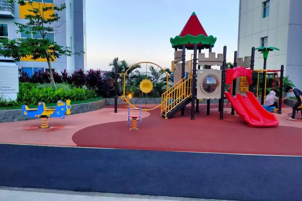 Бекаси: The Springlake and View Summarecon Bekasi Studio MDN Furnish and WiFi