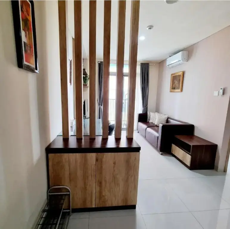 Джакарта: Apt Pejaten Park 1 Br Wood with Pool, Netflix & Washing Machine
