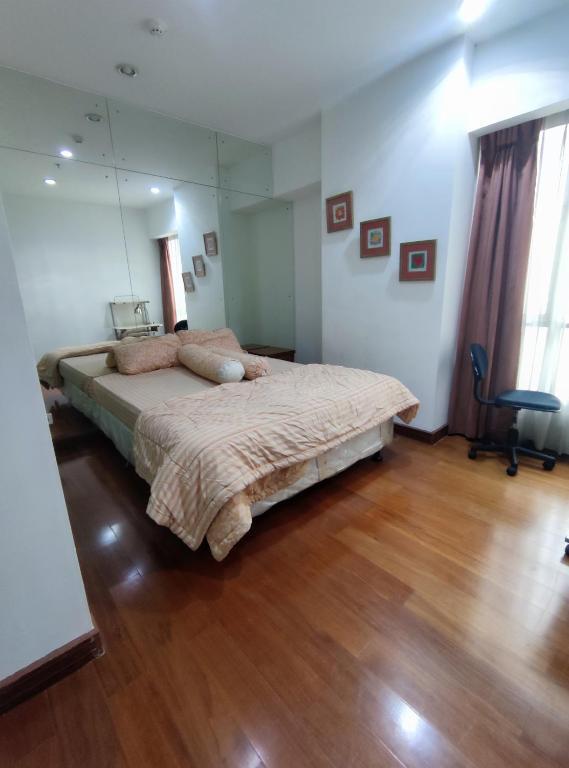 Джакарта: Somerset Berlian Apartment