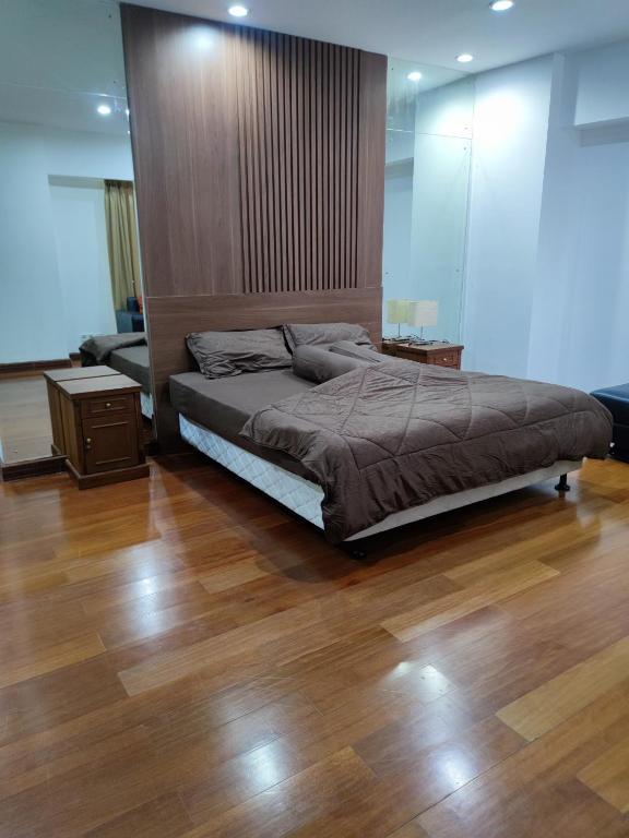 Джакарта: Somerset Berlian Apartment