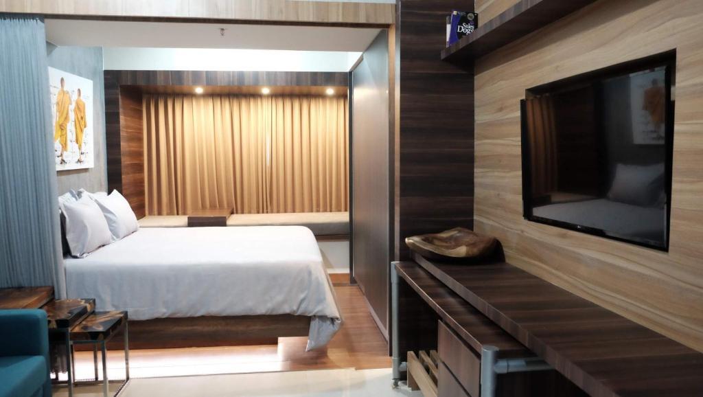 Депок: Lavenderbnb Room 2 at Uttara the Icon Apartment