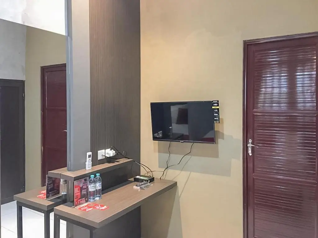 Лаванг: RedDoorz near Wisata Paribendo Lawang