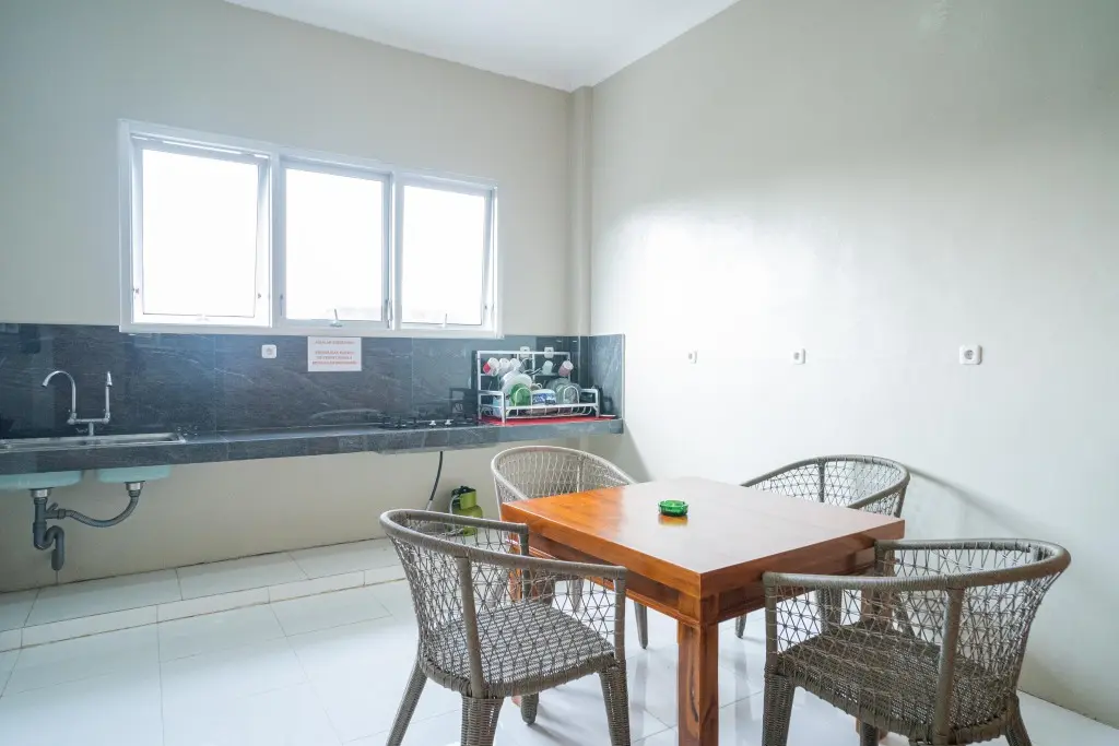 Лаванг: RedDoorz near Wisata Paribendo Lawang