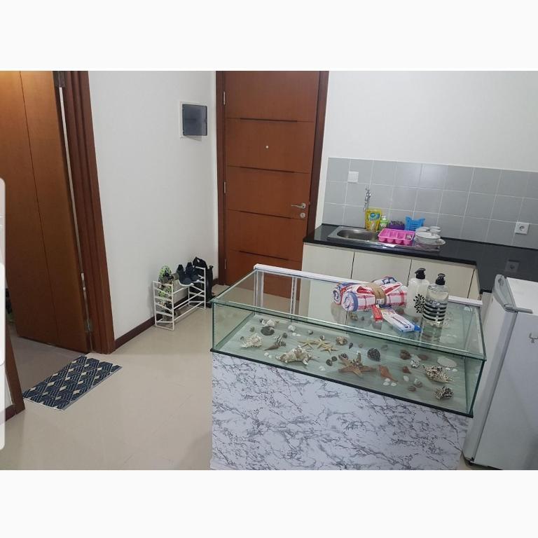 Джакарта: 4 Bed Condo Sleeping by the Sea