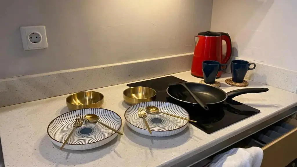 Джакарта: Homy Studio Room Near Taman Anggrek (Adults Only)